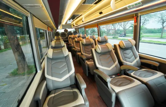 豪華轎車 Cat Ba-河內-單程/來回- Cat Ba Go Easy