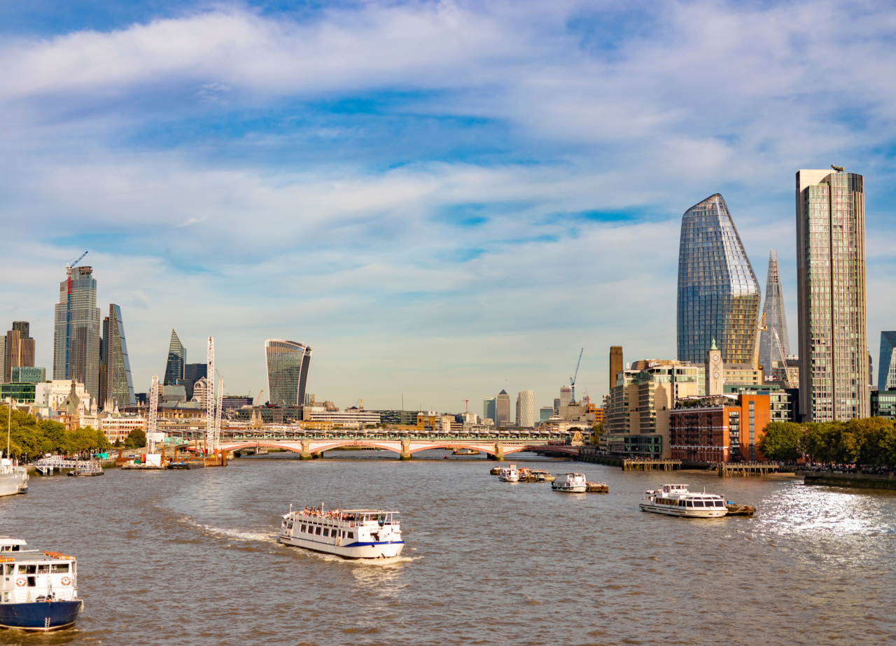 Pelayaran Pelancongan Thames River (Westminster ~ Greenwich)