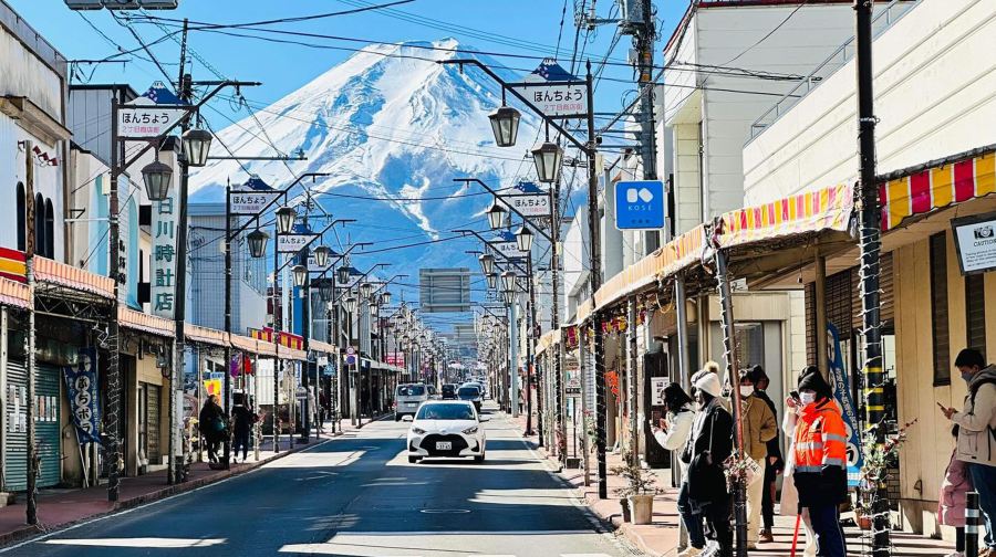 日本富士山+河口湖一日遊