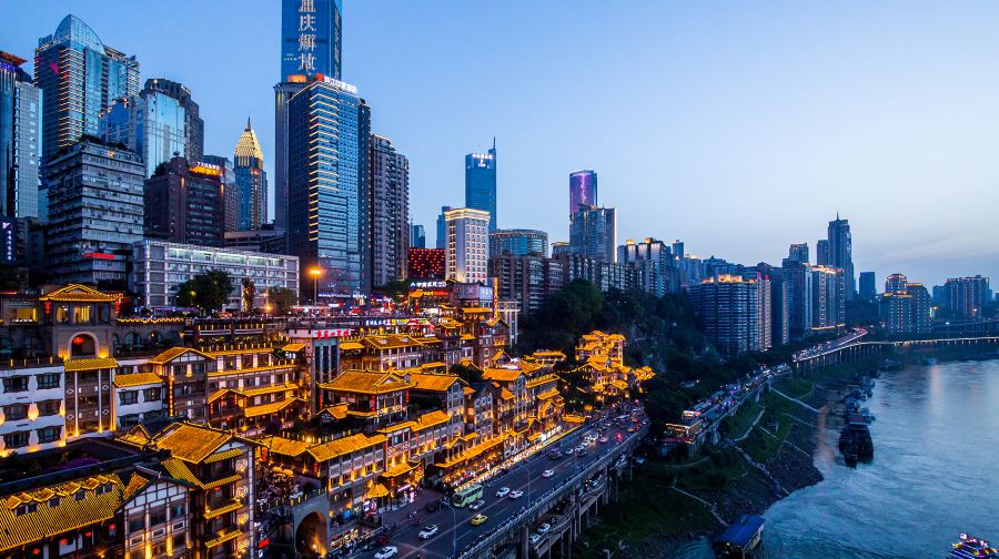 重慶市區私人包車一日遊·洪崖洞民俗風貌區／解放碑／磁器口／李子壩穿樓