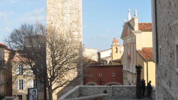 法國尼斯天使灣+昂蒂布+聖保羅德旺斯一日遊