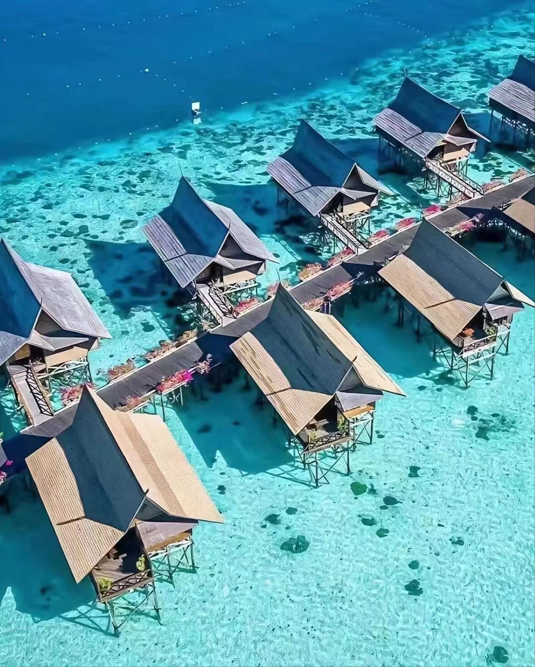 รีสอร์ทบ้านน้ำคาปาไล เซมปอร์นา ประเทศมาเลเซีย มัลดีฟส์น้อยแห่งเอเชียตะวันออกเฉียงใต้