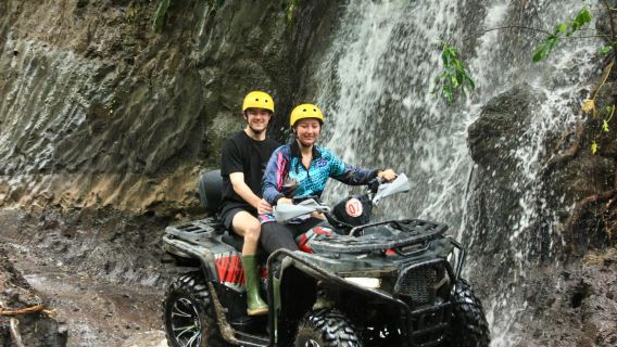 Ubud All Inclusive: Avventura in quad con terrazzamento di riso e tour tra le altalene nella giungla
