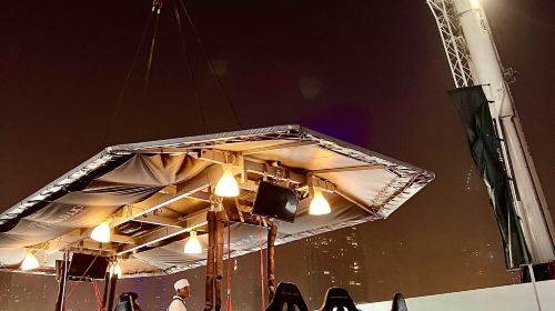 Dubai cuisine Dinner in the Sky UAE viral Dubai aerial crane lunch dinner Dubai restaurant 8