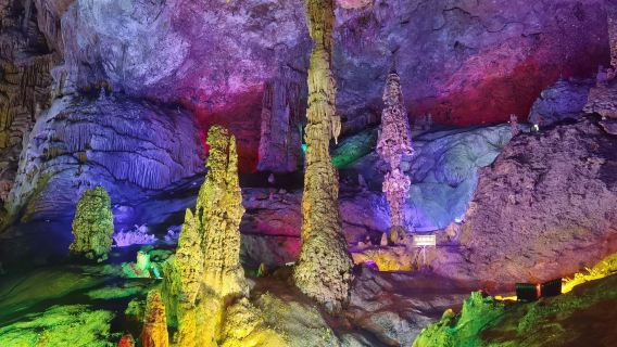 China Guilin + Xingping Ancient Town + Silver Cave + Yangshuo West Street / Door-to-door pick-up with English speaking guide