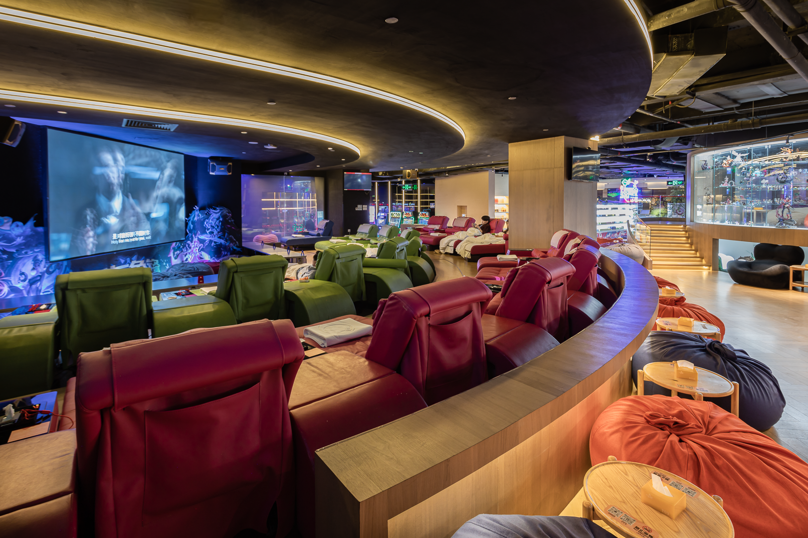 Shenzhen Royal Holiday Food & Spa Club | Visa-free gratuities, choose 1 from hot stone aromatherapy/moxibustion wellness/meridian massage (2 hours) + 24h sauna access