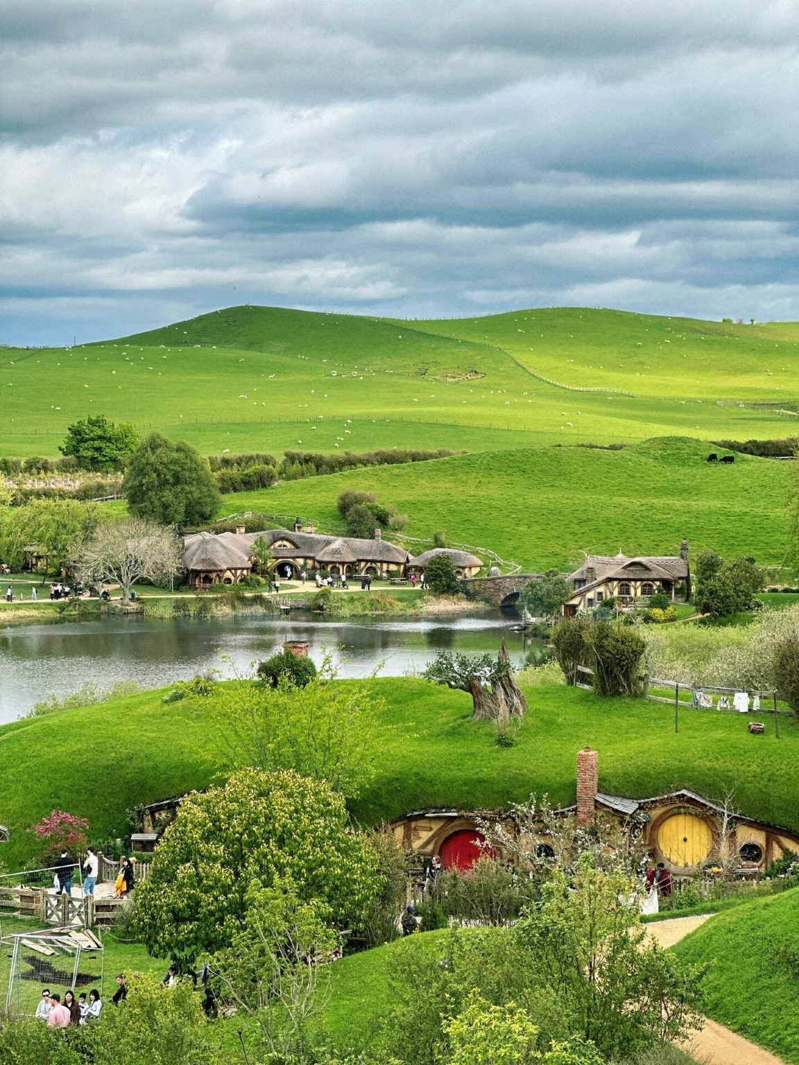 新西蘭霍比特村+懷託摩螢火蟲洞一日遊｜奧克蘭出發｜可小團｜包車