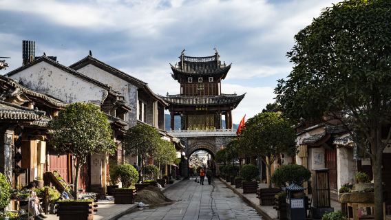 tour di un giorno da Dali alla Città Vecchia di Jianchuan e alla Montagna Shibao di Shaxi con noleggio con conducente esclusivo