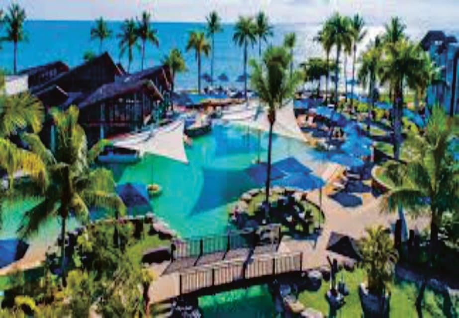 Nadi: Airport Transfer to Denarau Island Hotels