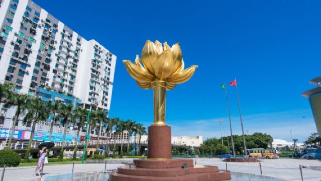 澳門熊貓館+大三巴一日包車遊【可自訂行程+司兼導遊上門接】