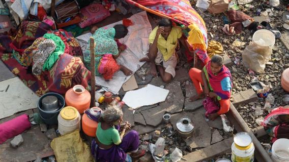 Delhi: Slum-Tour durch Alt-Delhi per U-Bahn oder Auto
