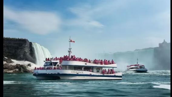 加拿大多倫多+尼亞加拉+瀑布+湖濱小鎮+雲嶺酒莊+包車一日遊