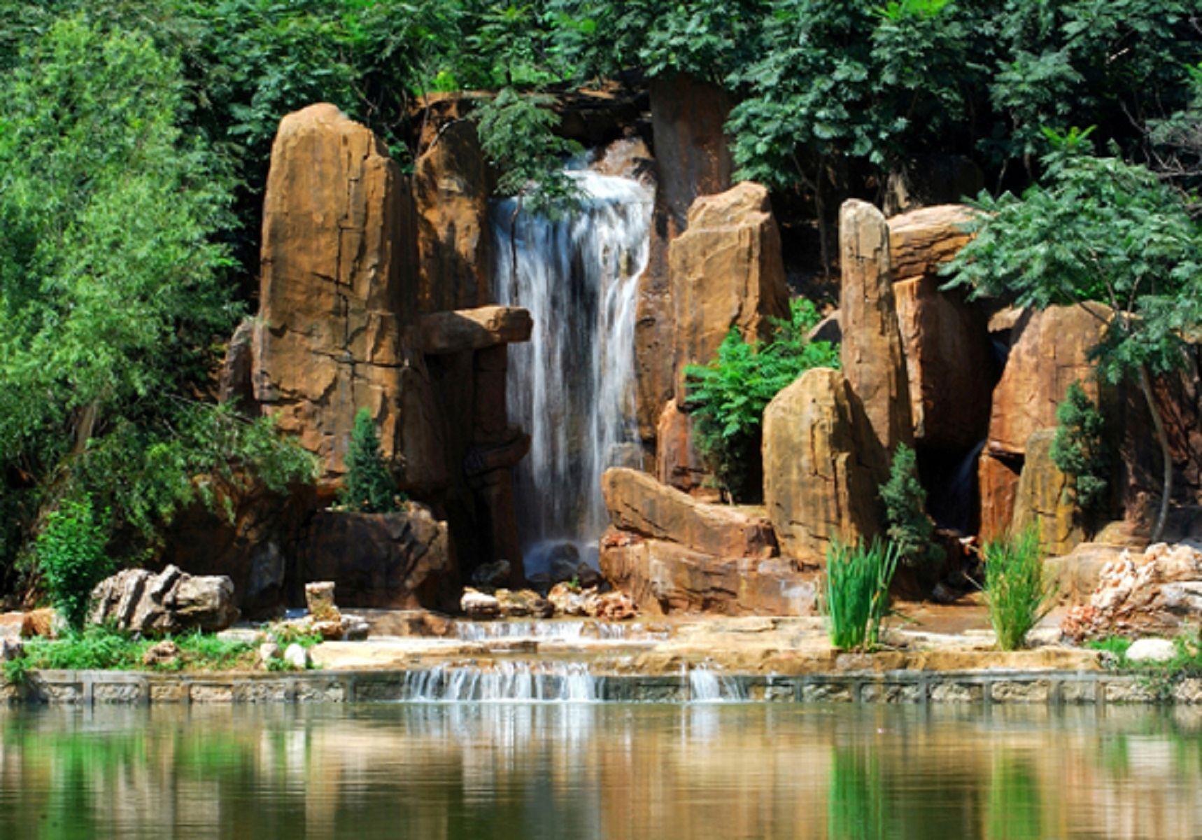 จีน + พิพิธภัณฑ์เหอเป่ย + ปรับเปลี่ยนเส้นทางได้ + บริการรถรับส่งถึงที่ + เหมารถแบบกำหนดเส้นทางได้