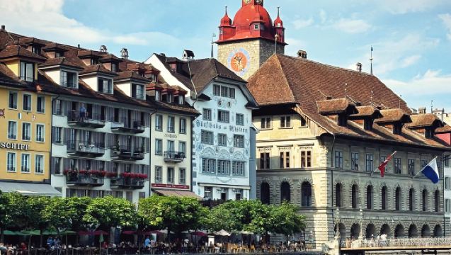 Bandar Lama Lucerne - Tugu Singa - Jambatan Kapell - Tasik Lucerne - Sewaan Peribadi 5/7 Tempat Duduk