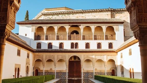 西班牙塞維利亞-格拉納達-阿爾罕布拉宮-納賽瑞斯皇宮包車精選