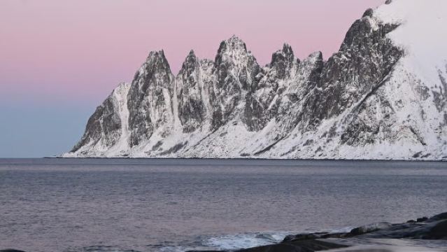 Lawatan Sehari ke Senja dari Tromso dengan Pemandu Pelancong Fotografi Profesional (Kumpulan Bahasa Cina)