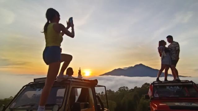 발리 프라이빗 투어 낀따나미 화산 일출 지프