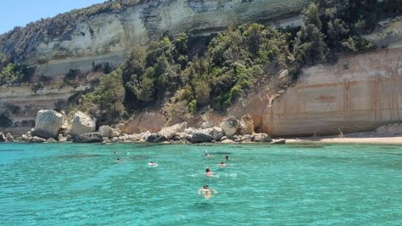 Bonifacio: croisière guidée et snorkeling aux îles Lavezzi