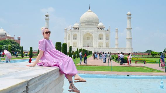 Taj Mahal Sunrise Tour from Delhi - Skip The Line: Tour with Car & Guide & Admission to Attraction