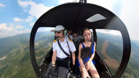 【網紅路線-空中奇蹟-退役殲擊機飛行員機長】張家界直升機空中觀光飛行體驗