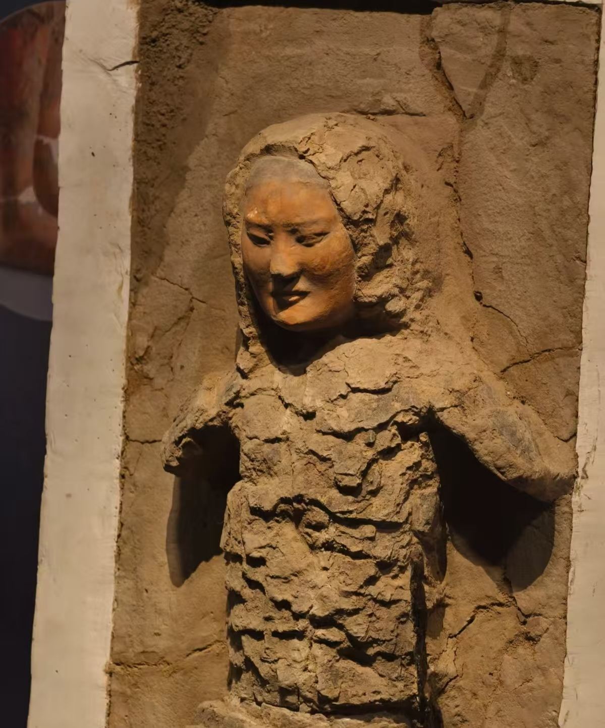 Explore Imperial Mausoleums Round-Trip Shuttle Bus with Admission Ticket [Han Yangling National Archaeological Site Park Emperor Jing Museum + Tang Zhaoling + Zhaoling Museum]