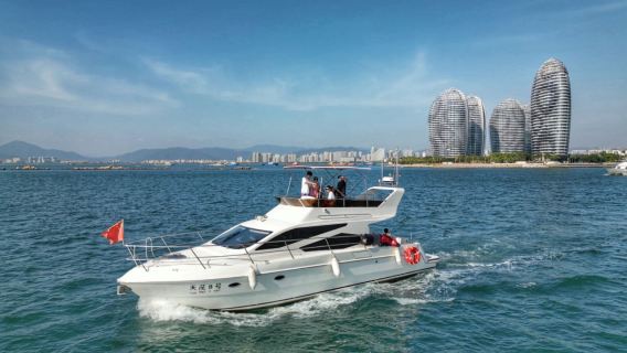 加井島浮潛 遊艇出海+3-10人小團送拍攝+水上摩托車+香蕉船