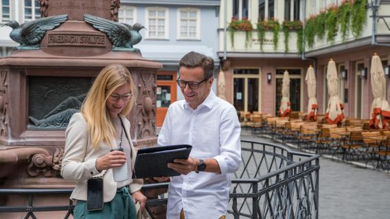 Frankfurt: New Old Town and Highlights German-Language Tour