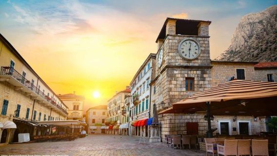 Kotor: Guided Speedboat & Old Town Walking Tour