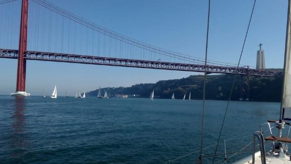 Chuyến du ngoạn bằng thuyền buồm văn hóa ở Lisbon