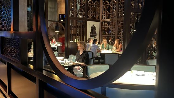 Hakkasan Abu Dhabi, ristorante popolare negli Emirati Arabi Uniti, servizio di prenotazione ristorante