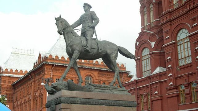 卡洛明斯科婭莊園+紅場+列寧墓+克里姆林宮+朱可夫元帥雕像