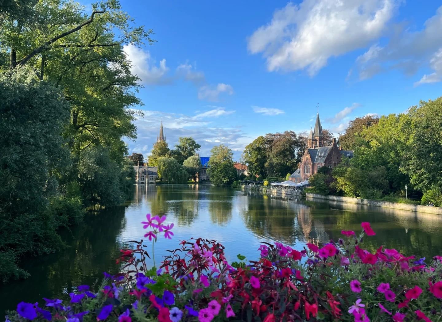 比利時根特+布魯日+伊珀爾+迪克斯穆德一日遊