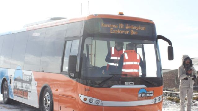 ภูเขาเวลลิงตัน (Mt Wellington) / คูนันยี (kunanyi) ตั๋วรถบัสท่องเที่ยวแบบขึ้นลงตามใจ 2.5 ชั่วโมง ตั๋วผู้ใหญ่ ตั๋วเด็ก