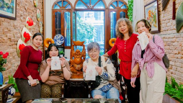 Half-Day Embroidery Workshop: Hanoi's Heritage in Ancient House