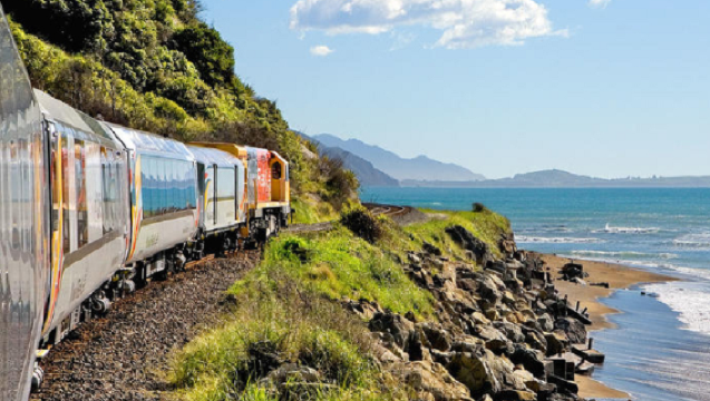 Christchurch pakej berkumpulan pergi-balik: Lawatan sehari ke Arthur's Pass + Castle Hill + Kereta Api Pemandangan Gunung