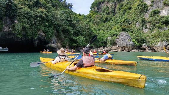 จากเกาะกั๊ตบา: ทัวร์เรือเต็มวันสู่อ่าวหลานฮาในพื้นที่ที่ไม่ค่อยมีนักท่องเที่ยว พร้อมอาหารกลางวัน