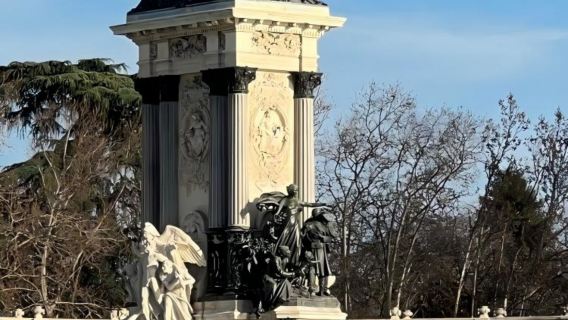 Sepanyol Madrid + Plaza Mayor + Istana Diraja Madrid - Lawatan Sehari / Itinerari Fleksibel - Boleh Disesuaikan
