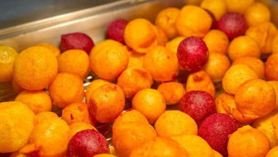 Taipei Ningxia Night Market Food Walking Tour (incl. 10 Food)
