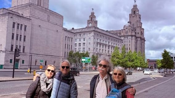 Liverpool: Guided City Walking Tour