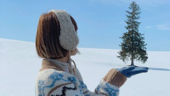 Hokkaido Asahiyama Zoo + Christmas Tree + Blue Pond + Shirahige Falls 1-day tour, Zoo admission ticket Included
