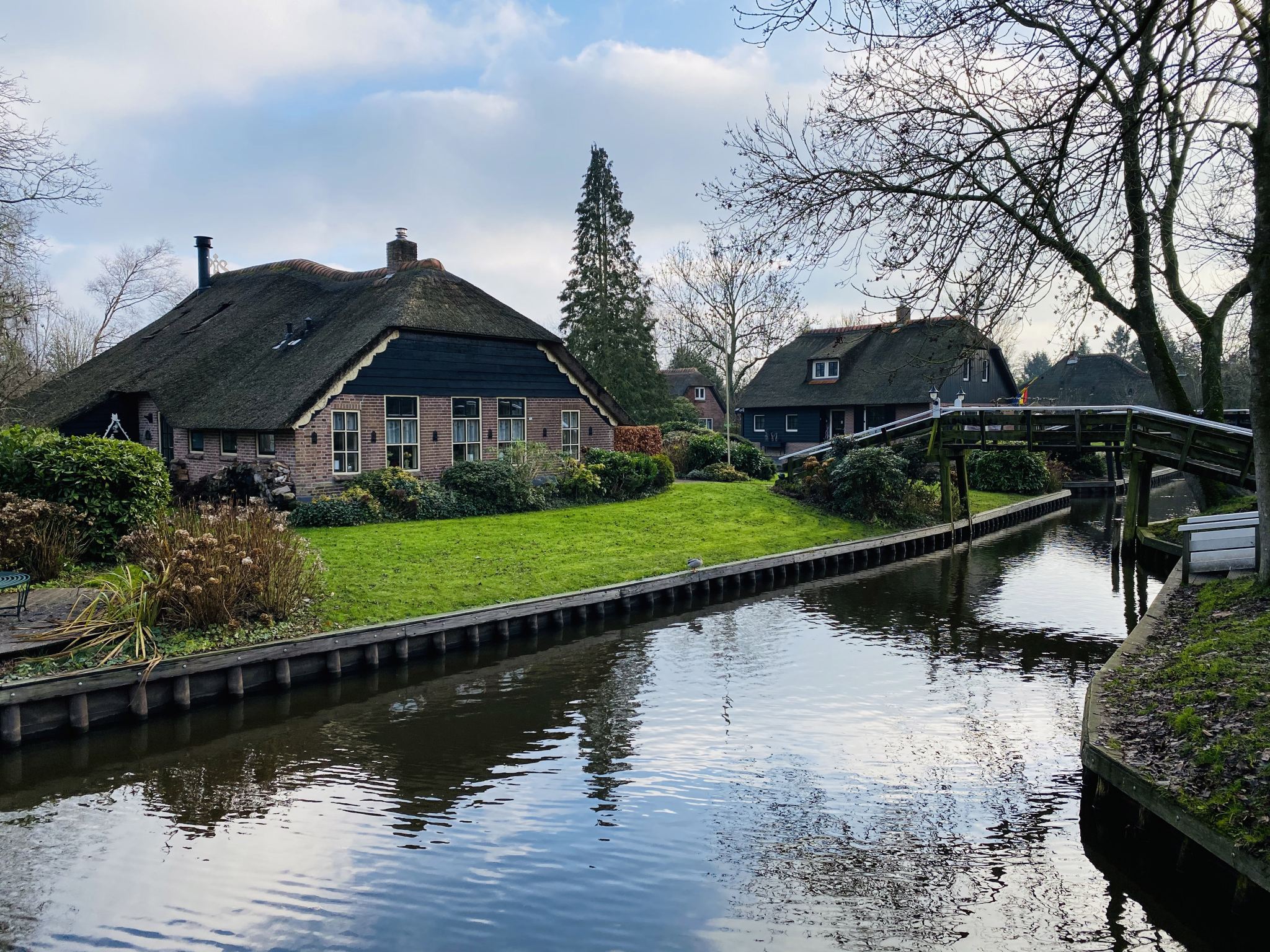 Однодневный тур в Гитхорн в Нидерландах [включая 2-часовой круиз на прогулочном судне, небольшой группой с поздним стартом, трансфер из отеля включен]