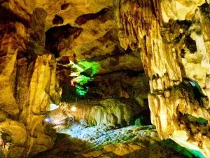 Ipoh Caves, Heritage And Cave Temple Tour