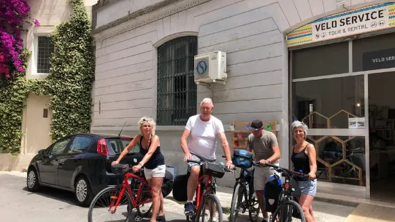 Lecce: City Highlights Guided Tour by Rickshaw