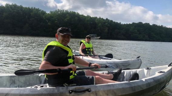 Johor: Sungai Lebam Kayak con trasferimento