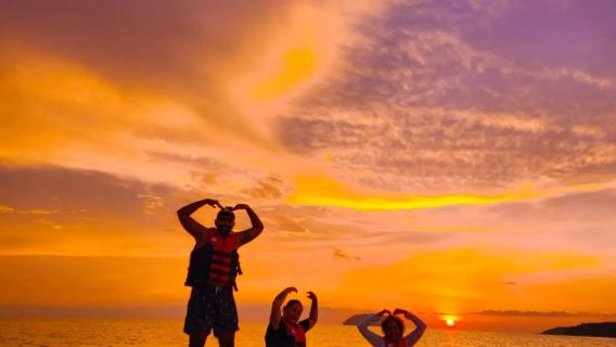 tour di un giorno in paddleboard a Tanjung Aru, Kota Kinabalu, Malesia