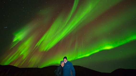 Viaje a la aurora boreal en Alaska, EE. UU. (incluye traslado al hotel)|Fotografía profesional gratuita