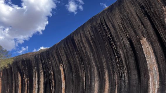 澳洲+珀斯+波浪岩一日遊 中文拼團&打卡億年前的波浪岩