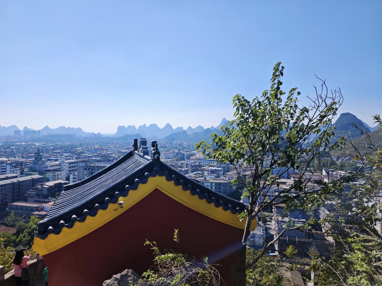 Lawatan sehari ke Guilin dengan perkhidmatan dwibahasa (Inggeris-Cina): Tasik dan Sungai Dua Jiang E