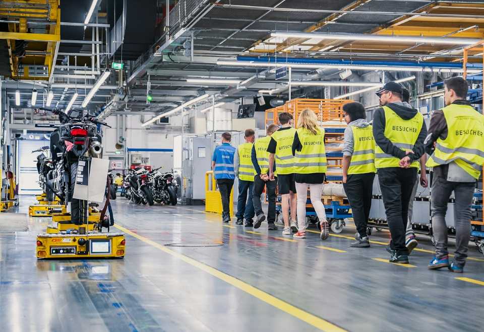 BMW Motorrad Plant Berlin: Guided Tour | Trip.com