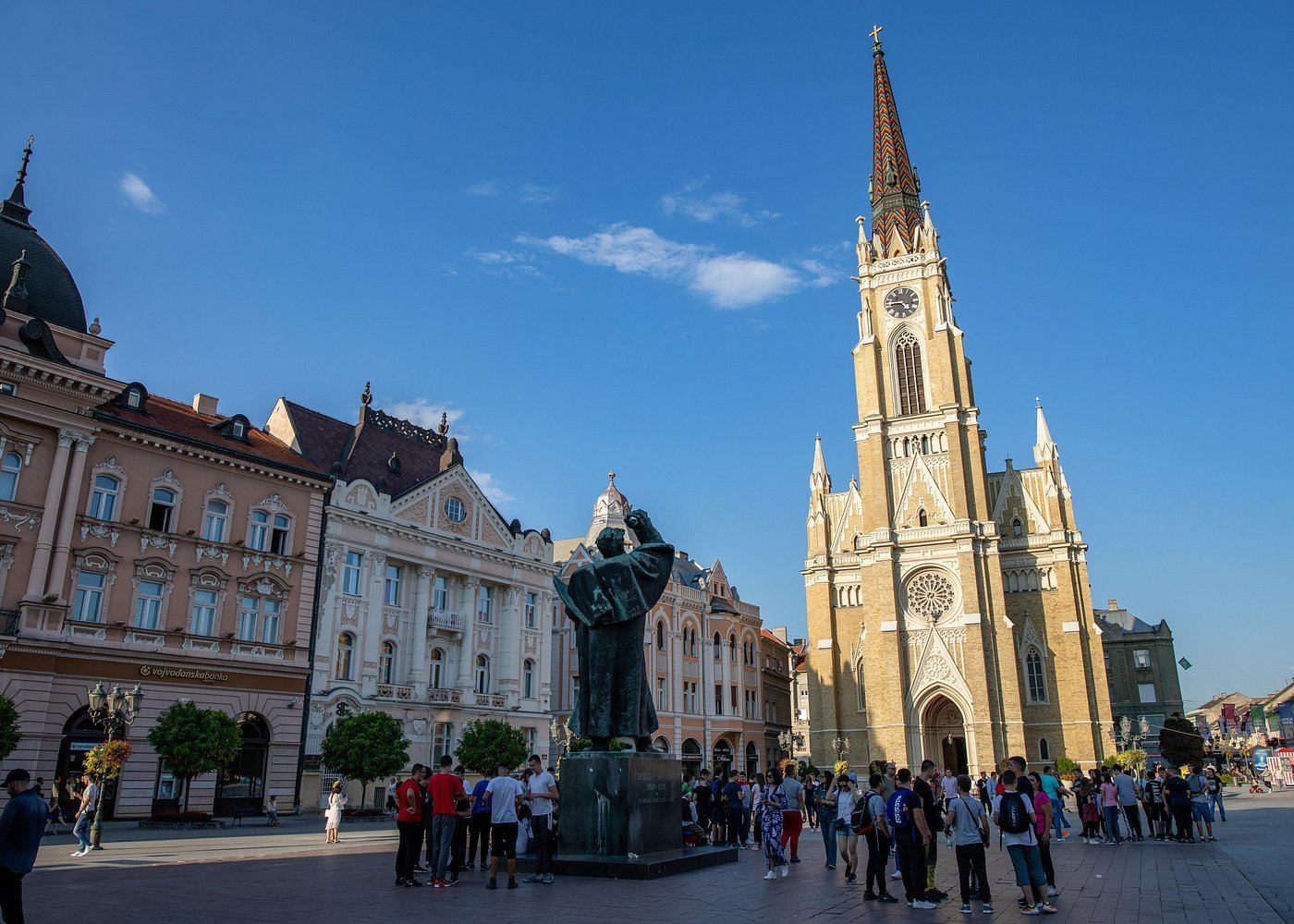 Belgrade to Novi Sad Day Tour in Serbia (Minimum 1 Person)